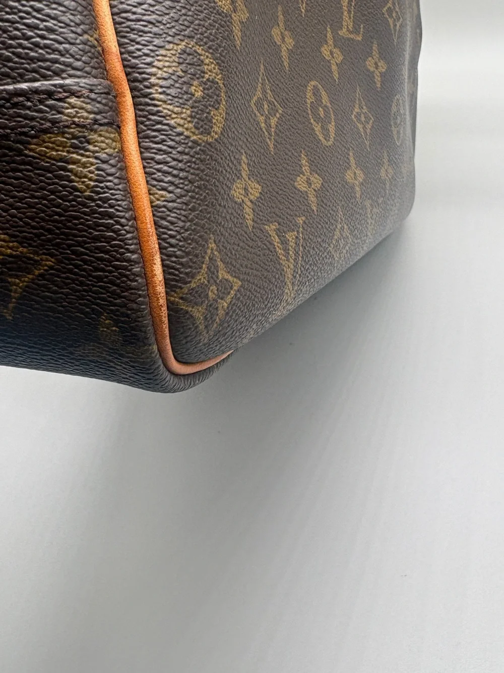 Louis Vuitton Deauville Monogram M47270